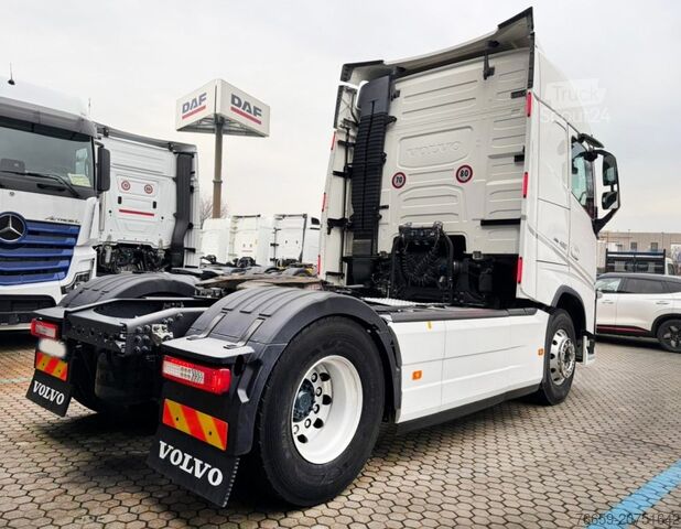 Standardni vlačilec VOLVO FH13 460