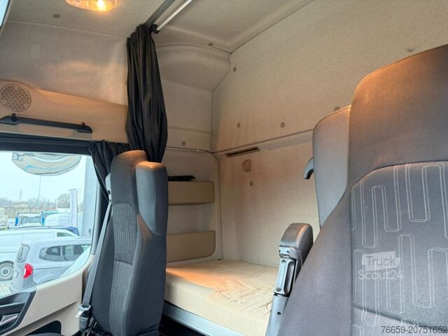 Стандартен влекач MERCEDES-BENZ Actros 1845 LS