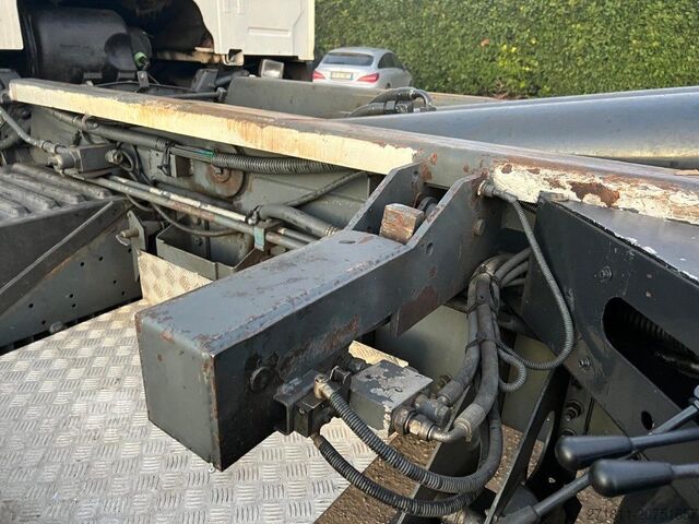 Abrollkipper VOLVO VOLVO FM12 420 SCARRABILE 6X2