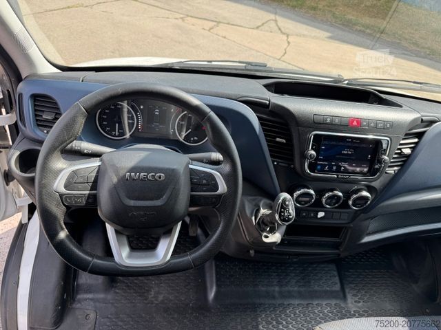 Transporter mit Koffer IVECO Daily Fahrgestell Einzelkabine 35 S ... Radstand