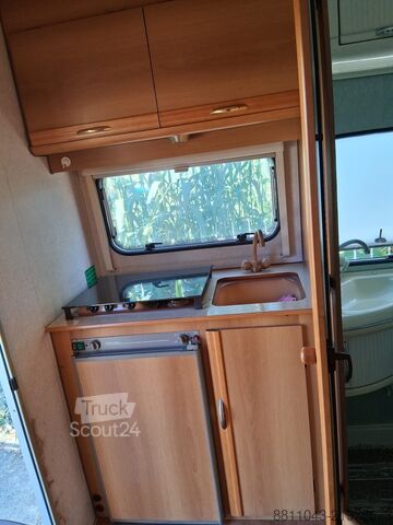 Camper mansardato Elnagh Marlin 59