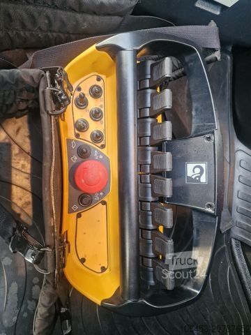 Pick-up kombi IVECO 75 E 190 Pritsche/Kran/Funk/Seilwinde/ 33 TKM