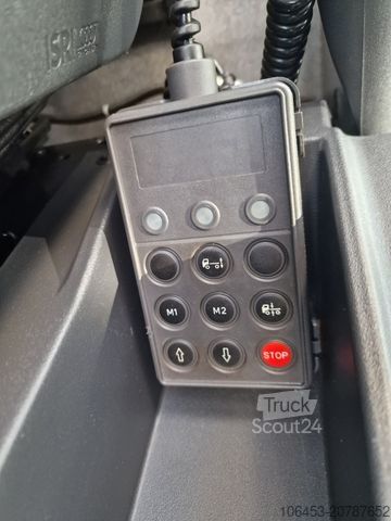 Pick-up kombi IVECO 75 E 190 Pritsche/Kran/Funk/Seilwinde/ 33 TKM