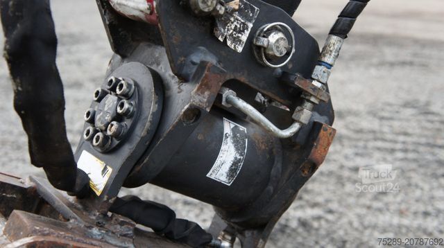 Mini-pelle YANMAR SV19VT Minibagger 1970 Kg Tilt