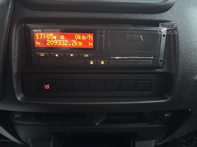 Evakuators IVECO Daily 72C18 Backsleeper Abschleppfahrzeug