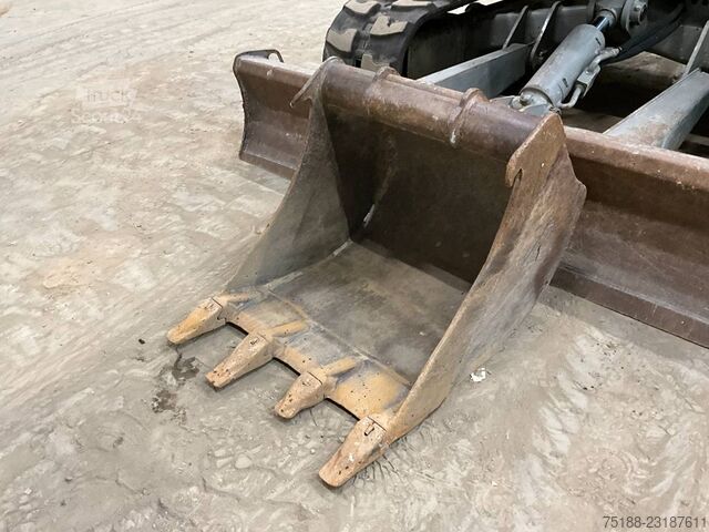  JCB 48 Z-1