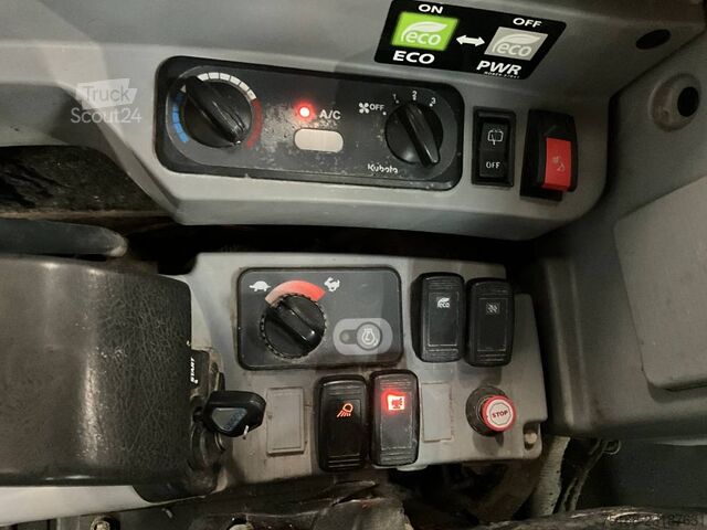  Kubota KX 080-4