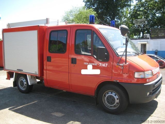 Camion de pompiers FIAT Ducato 2,0 Feuerwehr TSF / 6-Sitzer / 14.800 KM