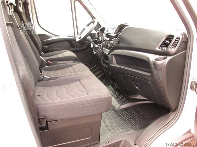 Hűtőfelépítményes furgon IVECO 35 C13*Carrier Kühlkoffer*LBW*