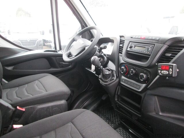 Hűtőfelépítményes furgon IVECO 35 C13*Carrier Kühlkoffer*LBW*
