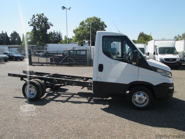 Transporter Fahrgestell IVECO 35 C13*Fahrgestell*ATM*