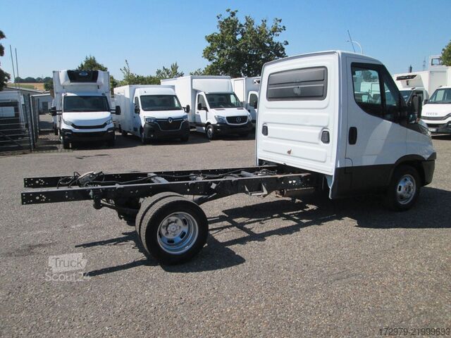Transporter Fahrgestell IVECO 35 C13*Fahrgestell*ATM*