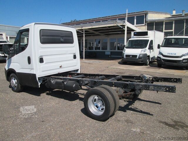 Transporter Fahrgestell IVECO 35 C13*Fahrgestell*ATM*