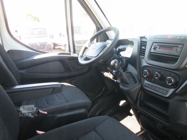 Transporter Fahrgestell IVECO 35 C13*Fahrgestell*ATM*