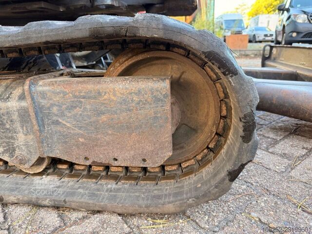 Kubota U36-4 - 3,9 t - *popolna hidravlika - *hidravlična hitra menjava - *5084 ur* - klima - CE - o Kubota U36-4 - 3.9T - *FULL HYDR - *HYDR QUICKHITCH - ...