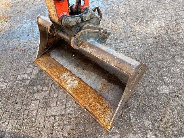 Kubota U48-4 - 4,8T - *FULL HYDR* - *ATTACCO RAPIDO IDRAULICO* - *3296 ORE* - A/C - CE - MACCHINA PR Kubota U48-4 - 4.8T - *FULL HYDR - *HYDR QUICKHITCH - ...