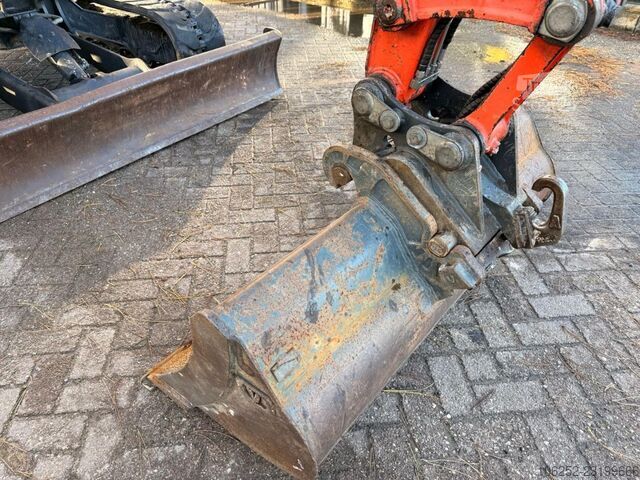 Kubota U48-4 - 4,8T - *FULL HYDR* - *ATTACCO RAPIDO IDRAULICO* - *3296 ORE* - A/C - CE - MACCHINA PR Kubota U48-4 - 4.8T - *FULL HYDR - *HYDR QUICKHITCH - ...
