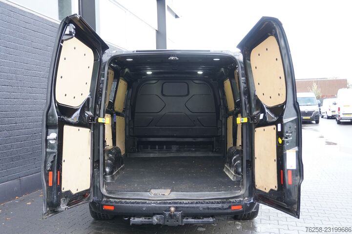 Ford Transit Custom 2.0 TDCI 130КС Автомат EURO 6 – Кондиціонер – Навігація – Круїз-контроль – €14.9 Ford Transit Custom 2.0 TDCI 130PK Automaat EURO 6 -...