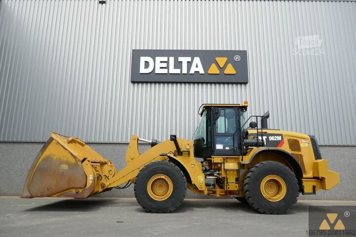 колісний навантажувач Caterpillar 962M