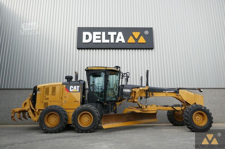 Грейдер Caterpillar 140M2