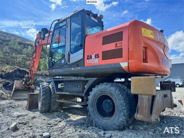 حفارة ذات عجلات Hitachi ZX140W-3 wheel excavator with Rototilt and grading