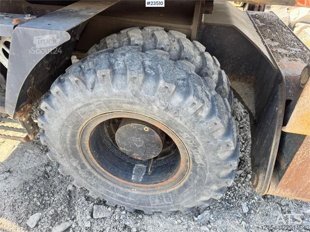 حفارة ذات عجلات Hitachi ZX140W-3 wheel excavator with Rototilt and grading