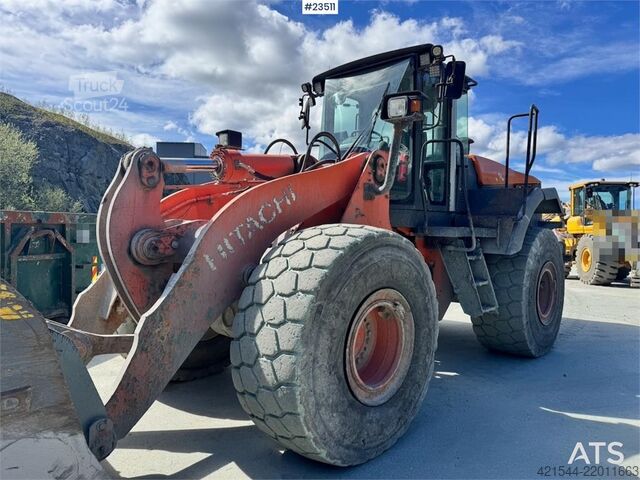 Wheel loader Hitachi ZW310 Wheel Loader w/ Bucket and Pallet Forks – 7,