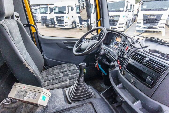 مرسيدس أكسور 1829 إل + دبيهولانديا 3 طن. Mercedes-Benz AXOR 1829 L+DHOLLANDIA 3T.