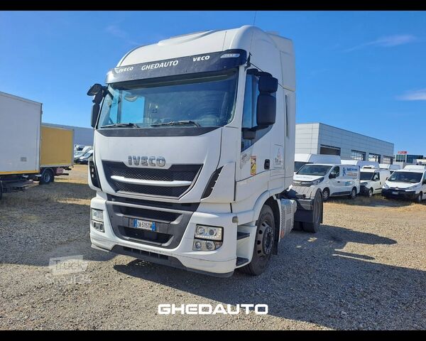 Tracteur routier standard IVECO AS440T/P - AS440 T/P