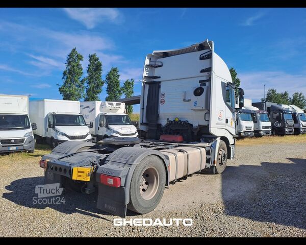 Tracteur routier standard IVECO AS440T/P - AS440 T/P
