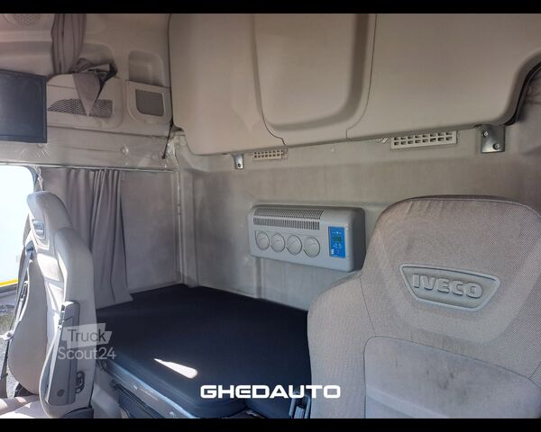 Tracteur routier standard IVECO AS440T/P - AS440 T/P