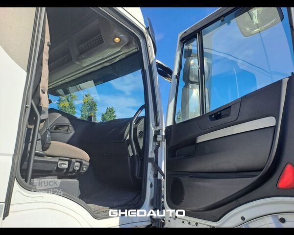 Tracteur routier standard IVECO AS440T/P - AS440 T/P