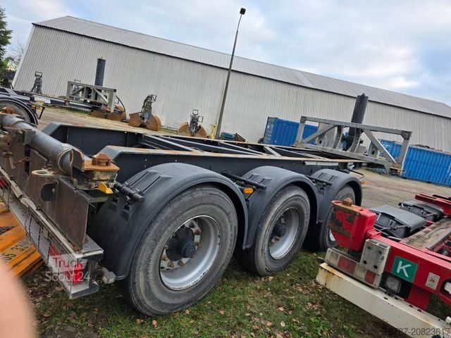 Návěs s výměnnou nástavbou LAG Kipp-Chassis 20