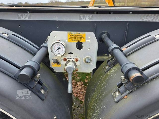 Návěs s výměnnou nástavbou LAG Kipp-Chassis 20