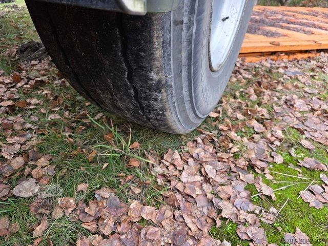 Návěs s výměnnou nástavbou LAG Kipp-Chassis 20