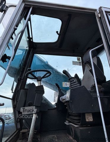 Excavadora móvil FUCHS MHL 331 Magnetanlage TEREX