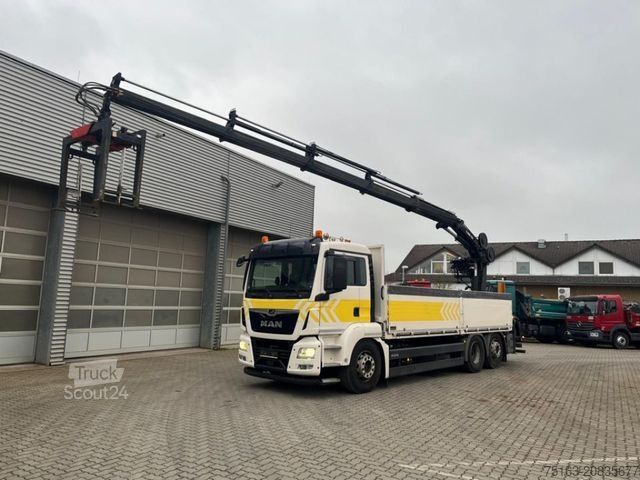 Ciężarówka z płaską platformą MAN TG-S 26.420 6x2 BL Pritsche Heckkran 4xhydr,Hiab