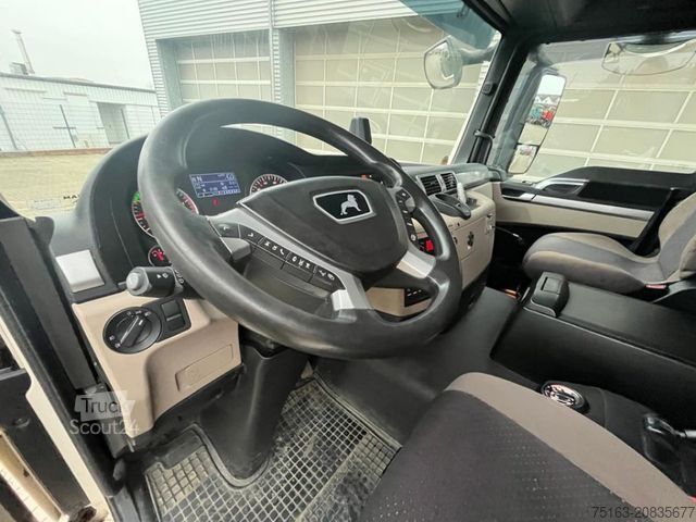 Ciężarówka z płaską platformą MAN TG-S 26.420 6x2 BL Pritsche Heckkran 4xhydr,Hiab