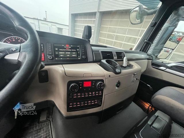 Ciężarówka z płaską platformą MAN TG-S 26.420 6x2 BL Pritsche Heckkran 4xhydr,Hiab