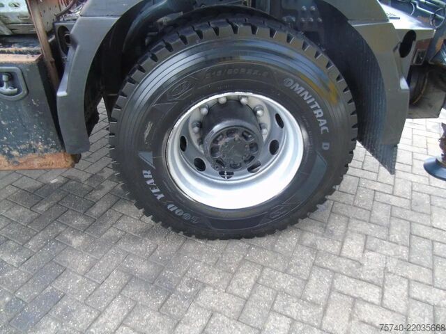 Standard-SZM Volvo FMX 500 + 4x4 + HMF 4020 5x + JIB 4x 30 METER +...