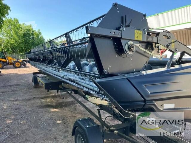Зерноуборочный комбайн Fendt PF 10,70 M/ 35" SCHNEIDWERK