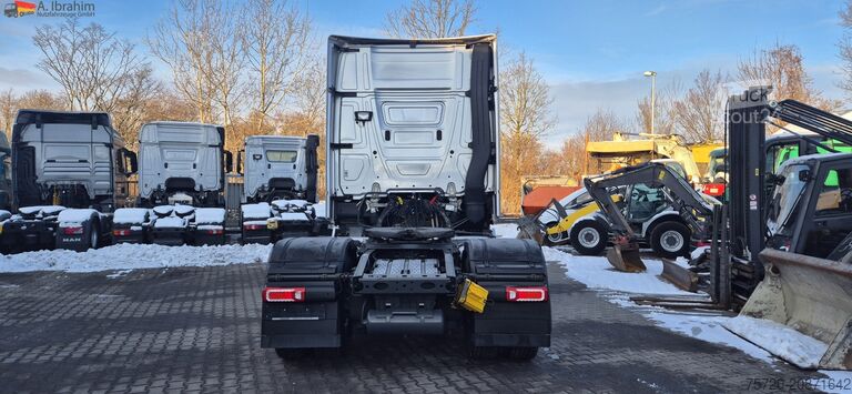 Standard SZM Mercedes-Benz 1858 Gigaspace, Scheckheft gepflegt Retarder | 2x Tank