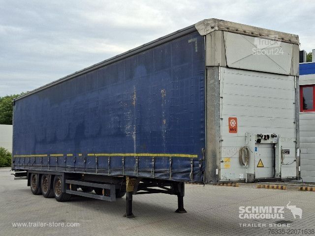 Nyitott ponyvás félpótkocsi Schmitz Cargobull Curtainsider Mega