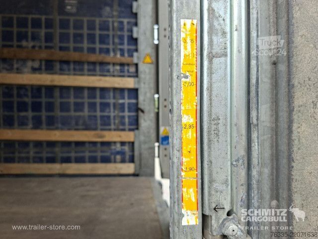 Nyitott ponyvás félpótkocsi Schmitz Cargobull Curtainsider Mega