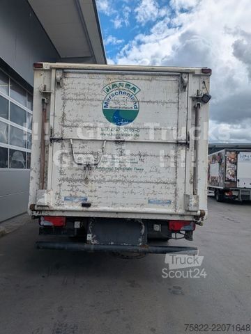 Вантажівка для перевезення худоби MAN TGM 15.290 / Menke / load 7750kg / E5