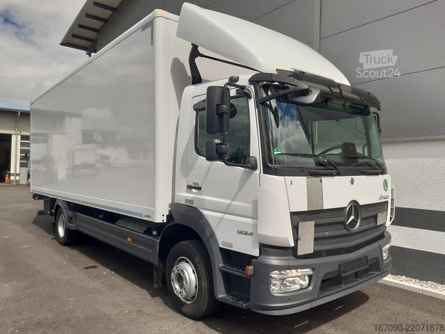 Dobozos teherautó MERCEDES-BENZ Atego 1224L Koffer + LBW AHK Euro 6E