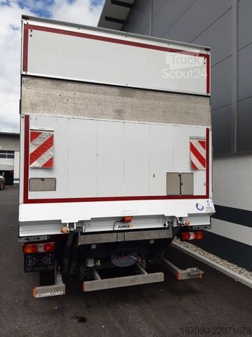 Dobozos teherautó MERCEDES-BENZ Atego 1224L Koffer + LBW AHK Euro 6E