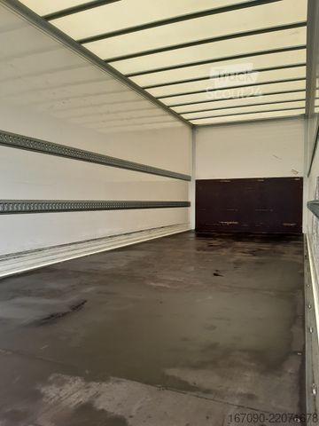 Dobozos teherautó MERCEDES-BENZ Atego 1224L Koffer + LBW AHK Euro 6E