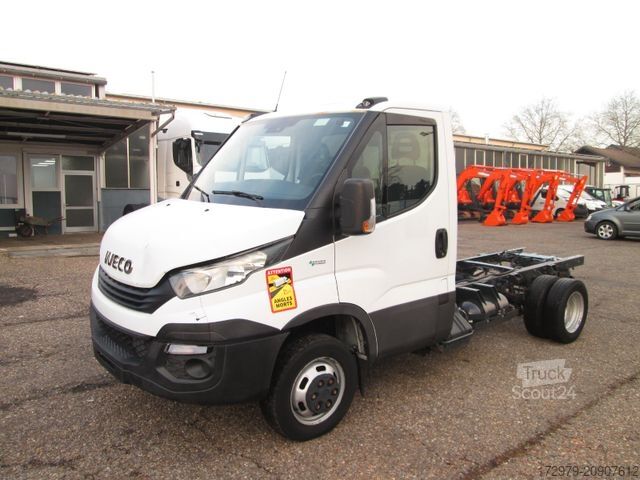 Châssis de fourgon IVECO 40 C14 CNG 3.0 *Fahrgestell*Euro6*