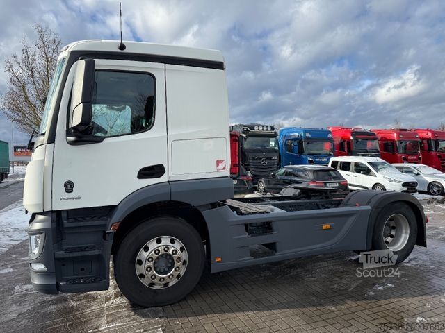 Veszélyes anyagokat szállító teherautó MERCEDES-BENZ Actros 1846 LS ADR GEFAHRGUT/ClassicSpace/EURO6D